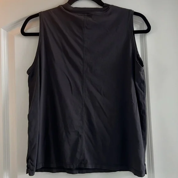 AYR Sleeveless Muscle Tank - Picture 4 of 4